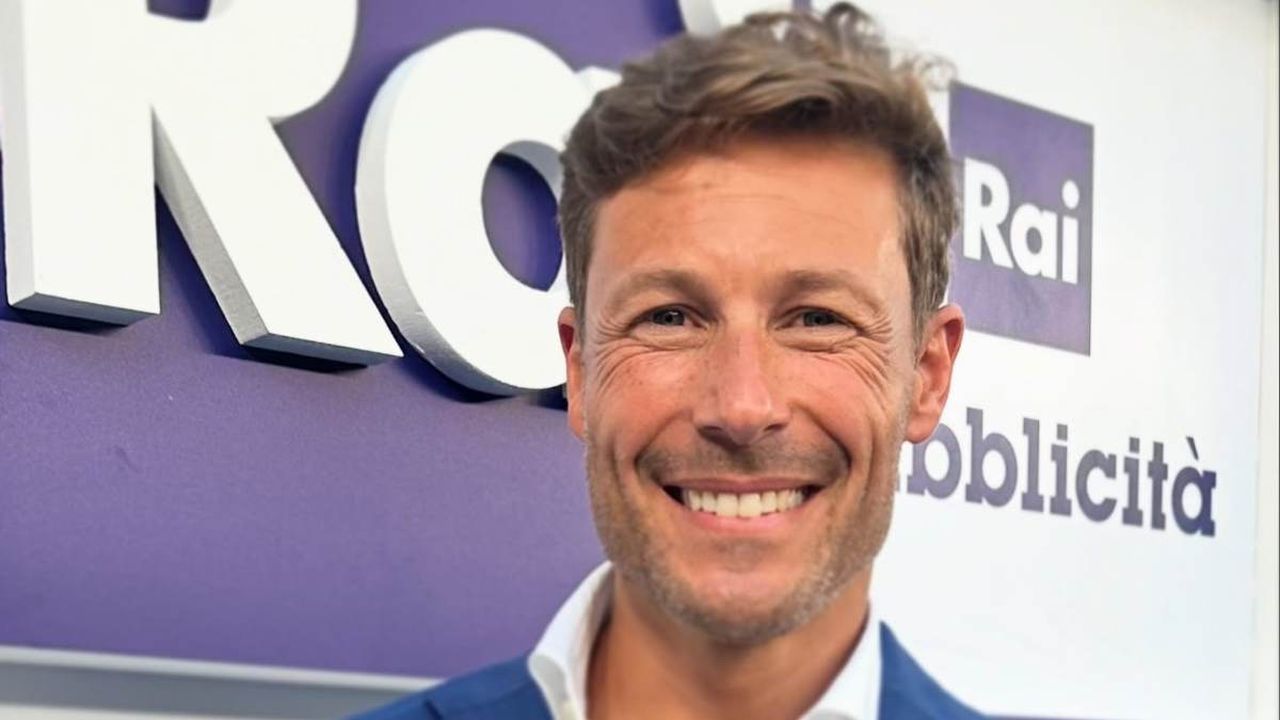 Massimiliano Ossini: età, moglie e figli, dove vive, studi. Tutto sul conduttore