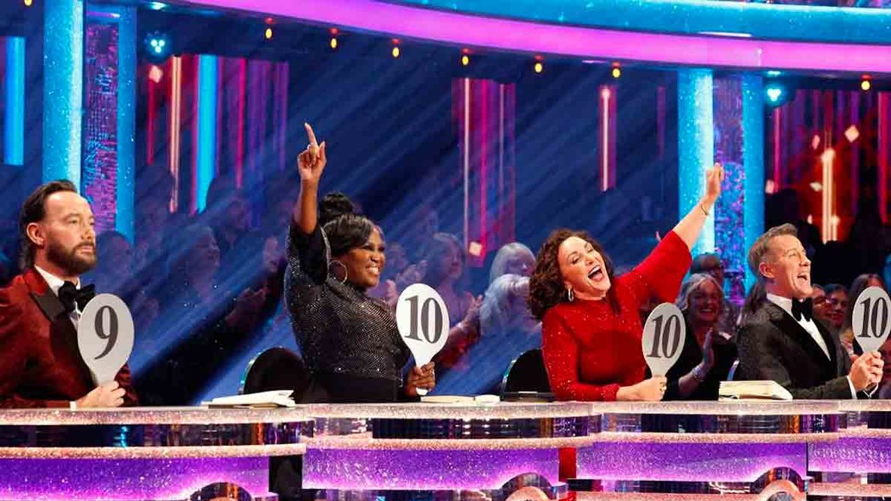 Strictly Come Dancing, arrestato un protagonista: accuse di stupro e immagini intime non consensuali