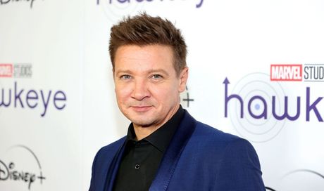 Jeremy Renner sarà il reporter David Armstrong, Rita Moreno nonna di Vin Diesel in Fast & Furious 10