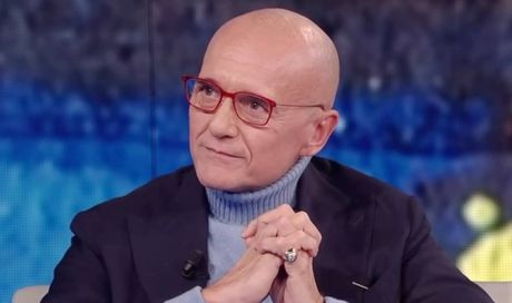 “Affido tutto ai miei legali”. Signorini rompe il silenzio dopo lo scandalo che l’ha travolto