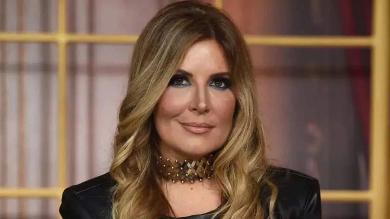“Chi potrebbe essere la tua sostituta a Ballando con le Stelle”. La risposta di Selvaggia Lucarelli