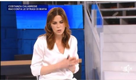 Amici 2022, il guanto di sfida tra Alex e Luigi con “Signor Tenente” (e una lezione di storia e cronaca da non dimenticare)