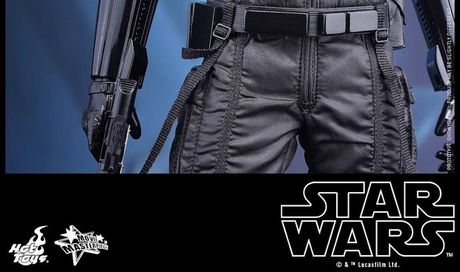 Star Wars 7: foto nuova action figure pilota TIE Fighter “Primo ordine” by Hot Toys