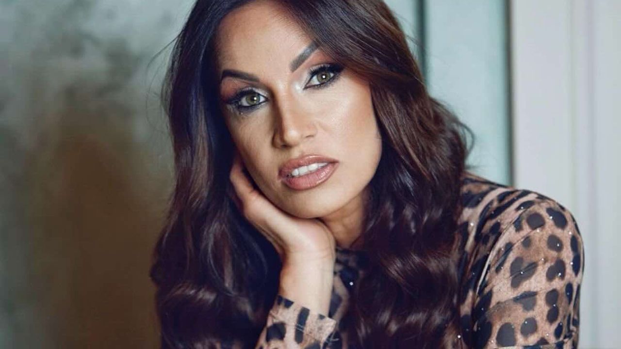 Annalisa Minetti, l’intervista: “Pippo Baudo mi disse di non mollare, aveva visto in me qualcosa. La musica è il mio modo di pregare, mi salva ogni volta”