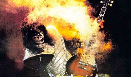 Ace Frehley, lo “Spaceman” dei KISS è morto a 74 anni