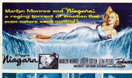 Marilyn sarà sempre amata: la baciano ancora… e non è un film