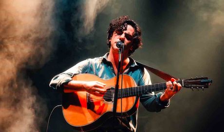 Jack Savoretti presenta il nuovo singolo Do It For Love e annuncia un concerto alla Royal Albert Hall