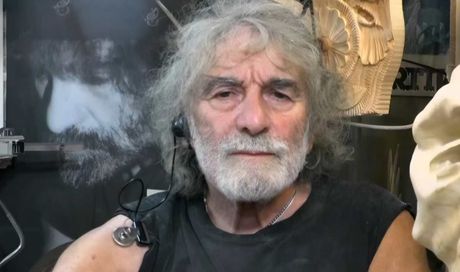 Mauro Corona, la confessione dell’alpinista a Bianca Berlinguer: “Ho già tutto il piano pronto, sono anni…”