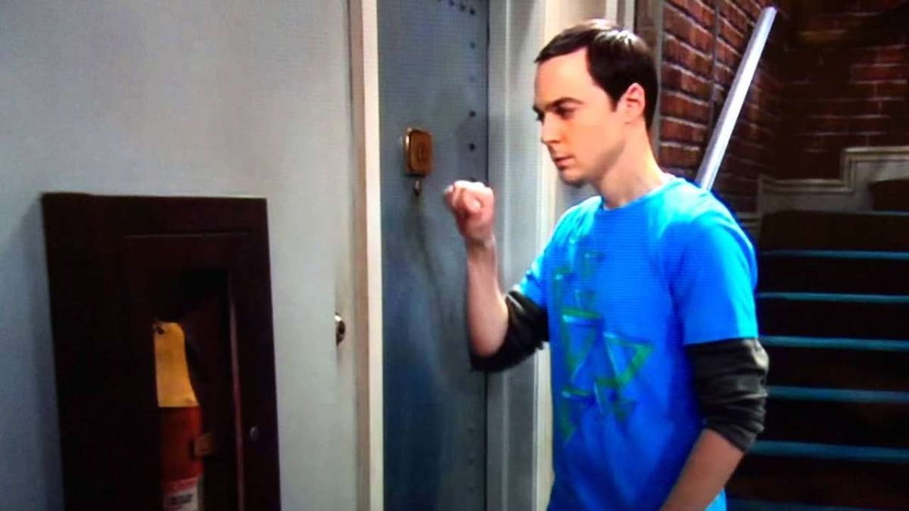 The Big Bang Theory, la curiosità strappalacrime: perchè Shendon suona sempre tre volte