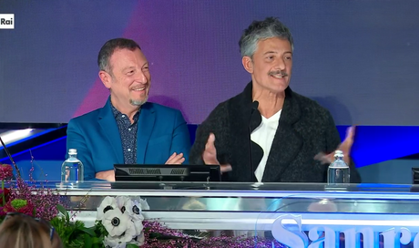 La prima conferenza stampa di Sanremo 2024: per Amadeus e Fiorello 5 anni bastano, ma per la ‘festa finale’ invitano i trattori e fanno spazio a ospiti ‘sociali’