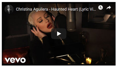 Christina Aguilera, Haunted Heart: ascolta la canzone per la colonna sonora di “La famiglia Addams”