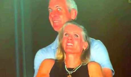 I  Coldplay, la Kiss Cam e lo scandalo che ha travolto un CEO tech: cosa è successo davvero