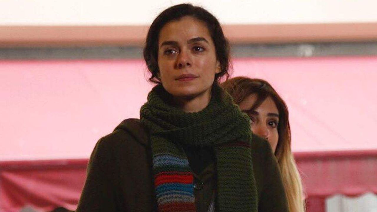 La Forza di una donna, l'”ospite” inaspettato: chi entra nella serie, le anticipazioni