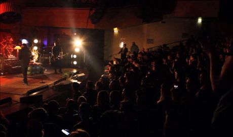 In Flames: primi secondi sul palco del Teatro Dal Verme di Milano
