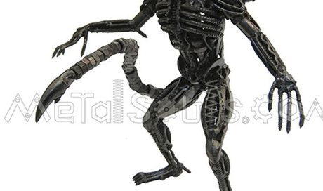 Iron Man, Predator, Terminator e Alien – foto action figures in metallo