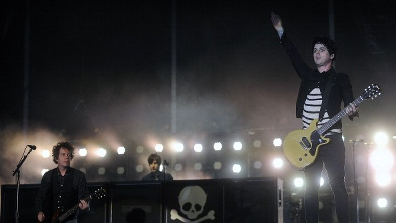 Green Day, Jason White ha un cancro alle tonsille