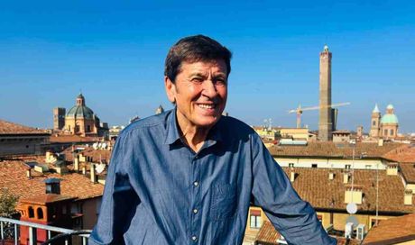 Gianni Morandi: età, il divorzio dalla Efrikian, i 3 figli, la figlia scomparsa, la nuova compagna, dove vive