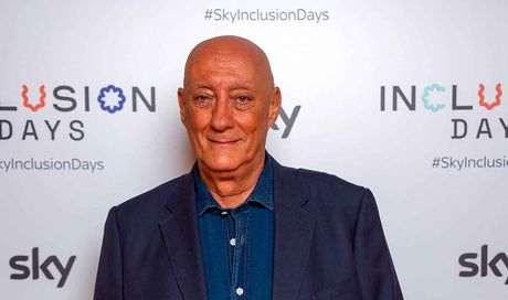 Stefano Nazzi: Indagini diventa un Live, 15 sold out e il debutto su Sky con Nazzi Racconta