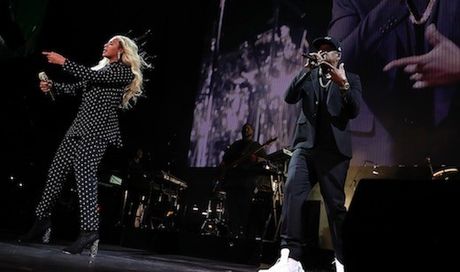 Beyoncé e Jay-Z girano un video insieme in Giamaica. Il loro primo album congiunto è in arrivo?