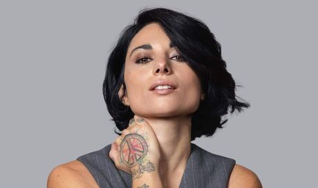 Giordana Angi, nuovo singolo per la cantante. L’ex di Amici torna con “Strade”