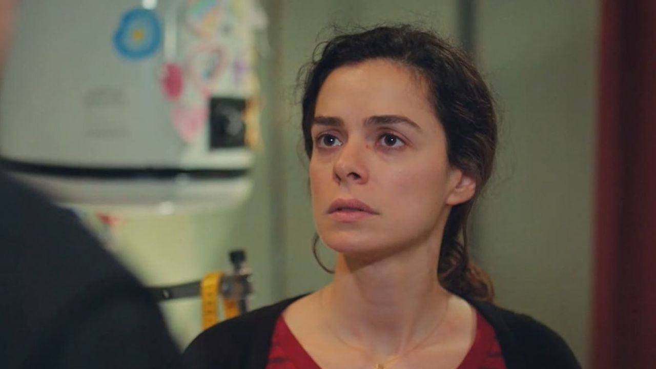 Mediaset cambia il palinsesto di sabato 4 ottobre: cosa succede a La forza di una donna e Beautiful