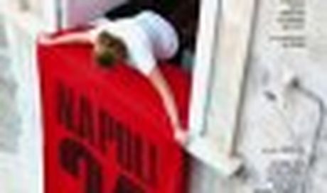 Napoli 24: trailer, locandina, foto, note di regia e biografia dei 24 autori