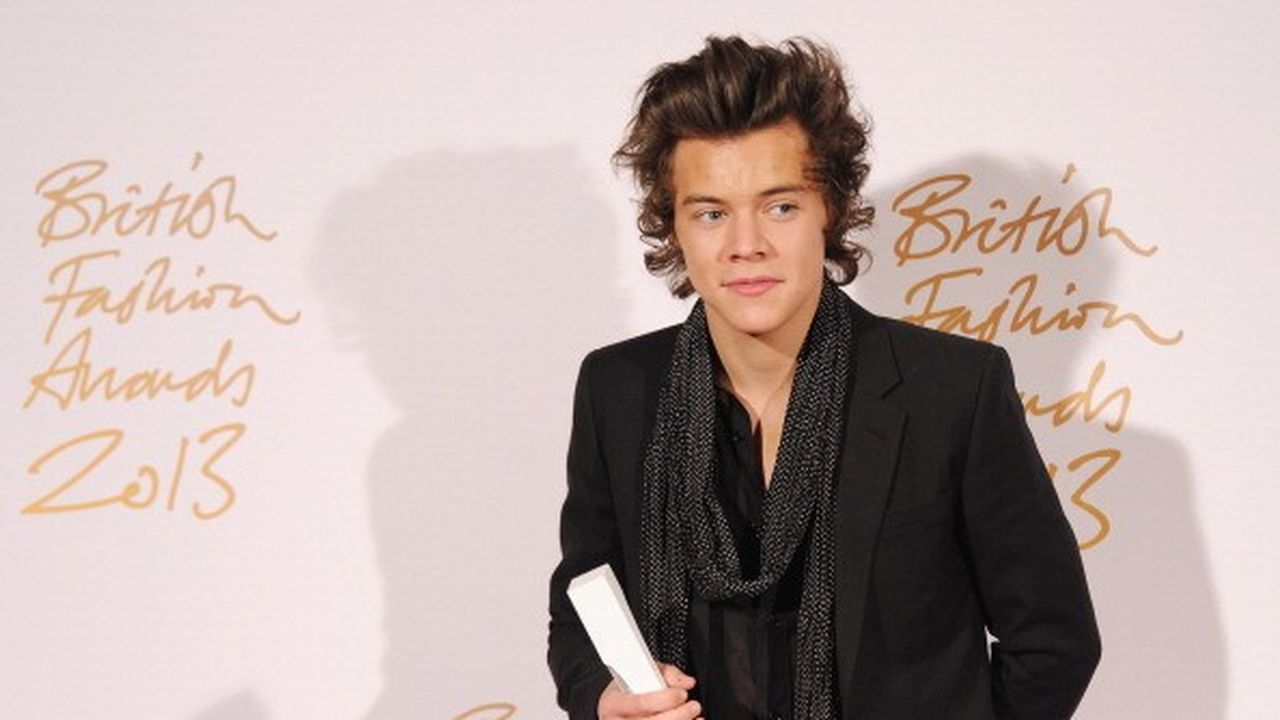 One Direction, Harry Styles solista con John Legend?