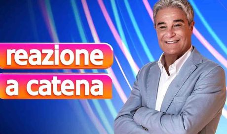 Rai, l’indiscrezione su Pino Insegno e Reazione a Catena