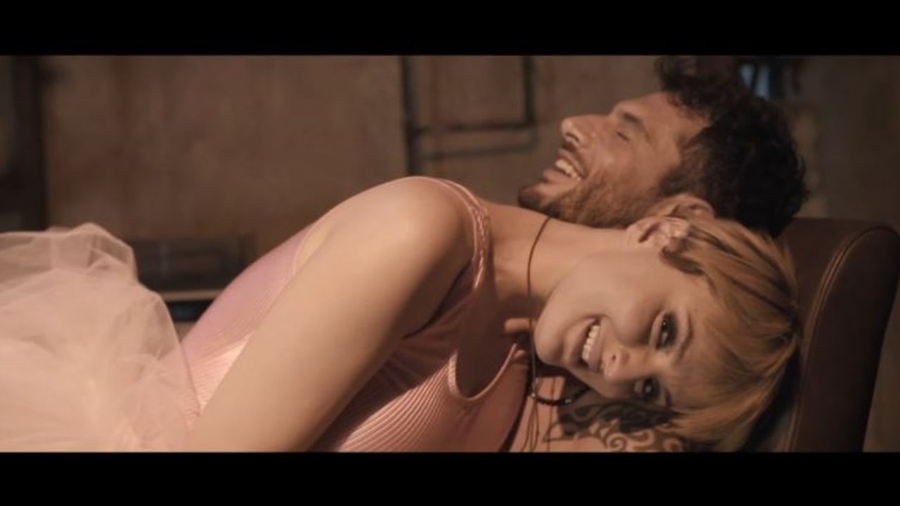 Arisa, Una notte ancora: testo e video ufficiale