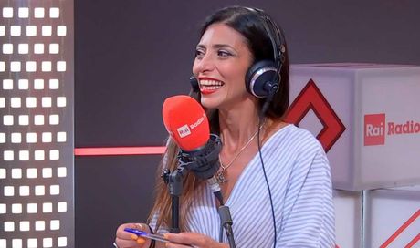 Le Lunatiche di Rai Radio 2, intervista a Federica Elmi: gli inizi e i 30 anni di carriera. “La radio è agile e dinamica. Non morirà”
