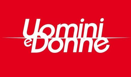 Uomini e Donne, ex corteggiatrice operata alla testa: “Si stanno prendendo cura di me”