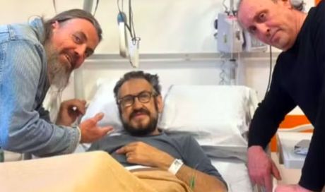 Marco Giallini, la verità sull’incidente: è stato un cane a farlo cadere. Resta ricoverato