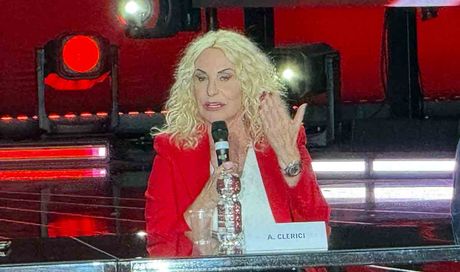 Antonella Clerici: “The Voice Senior è un abbraccio alla vita, un programma che affronto con serenità”