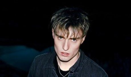 Classifica musica inglese 20 settembre 2019: Sam Fender debutta in vetta negli album con Hypersonic Missiles