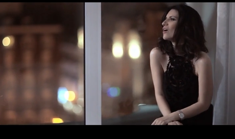 Laura Pausini feat. Alejandro Sanz, Viveme: video ufficiale, testo e traduzione