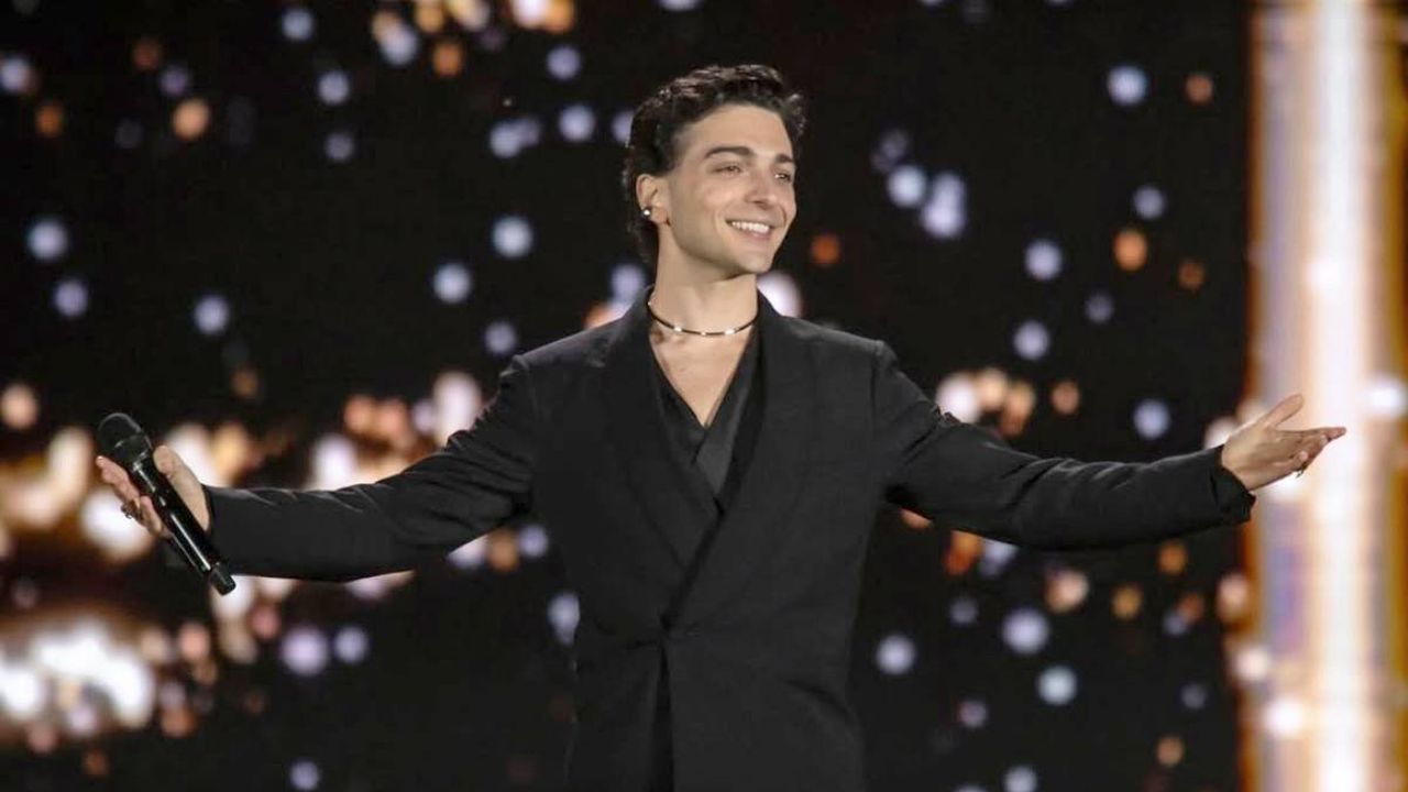 Il Volo, Gianluca Ginoble e la foto con la mamma Eleonora: bellissima