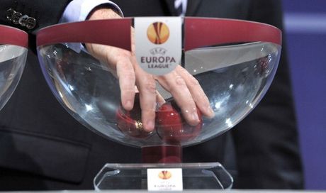 Europa League, sorteggio gironi in diretta su Sky