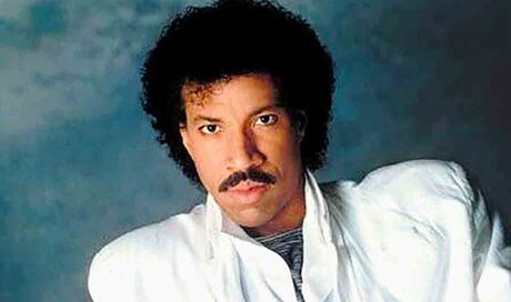 Lionel Richie svela il soprannome di Michael Jackson: che non fa onore al Re del pop