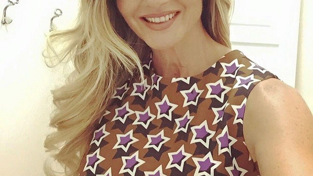 Lorella Cuccarini a Blogo: “Il ruolo di giurata mi limita, il varietà non è morto”. E lancia un appello a Laura Pausini