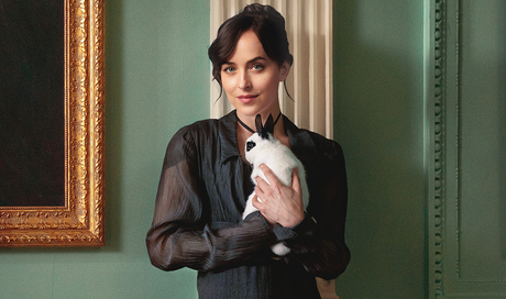 Persuasione: nuove locandine e colonna sonora del film Netflix con Dakota Johnson