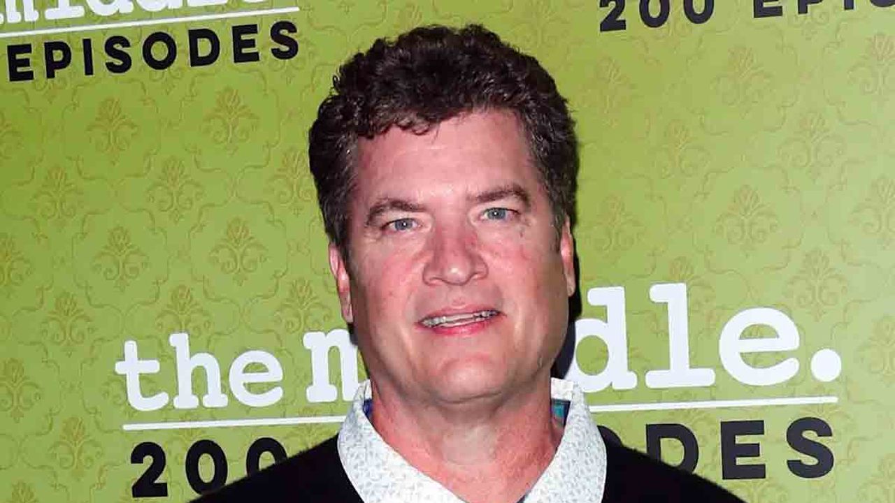 Addio a Pat Finn, volto di The Middle, Seinfeld e Friends: morto a 60 anni