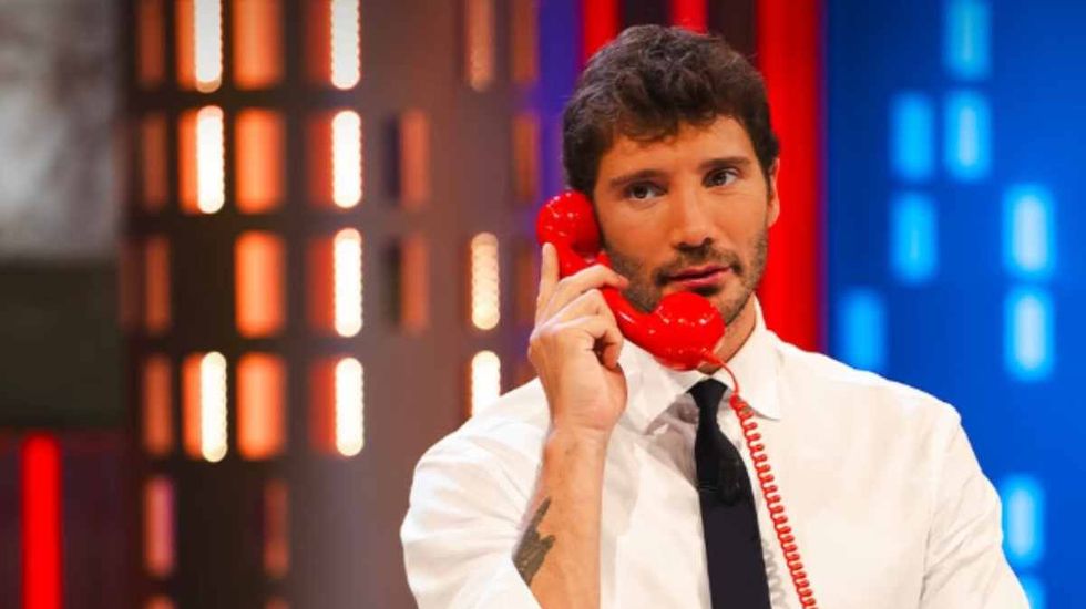 Stefano De Martino, oltre Affari Tuoi: cosa gli manca per essere un riferimento del piccolo schermo