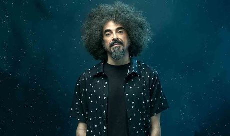 Caparezza, “Io sono il viaggio”: nuovo singolo e un disco-fumetto | Tutte le date degli show e degli incontri con i fan